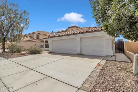 1911 W Maplewood St, Chandler, AZ 85286
