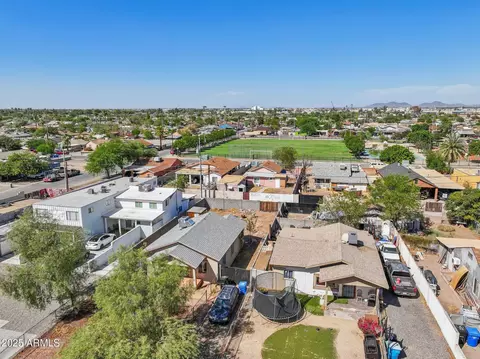View/Area - 2802 W Melvin St, Phoenix, AZ 85009 photo 3 of 8