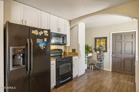 Entry Way - 2802 W Melvin St, Phoenix, AZ 85009 photo 1 of 1