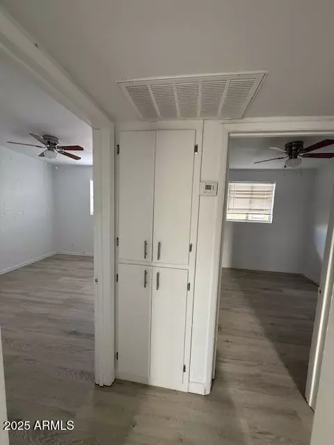 Entry Way - 1714 E Chipman Rd, Phoenix, AZ 85040 photo 3 of 4