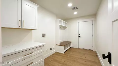 2425 E Inverness Ave, Mesa, AZ 85204 photo 8