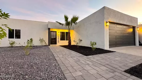 2425 E Inverness Ave, Mesa, AZ 85204