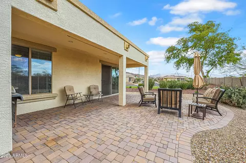 17573 W Cedarwood Ln, Goodyear, AZ 85338