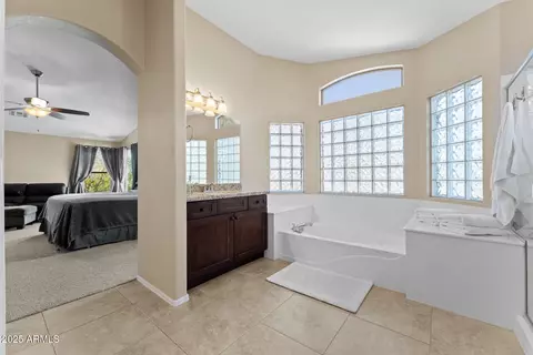 Bath - 3618 E Feather Ave, Gilbert, AZ 85234 photo 3 of 5