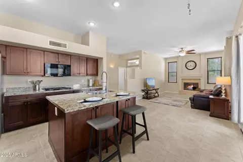 Kitchen - 3618 E Feather Ave, Gilbert, AZ 85234 photo 4 of 6