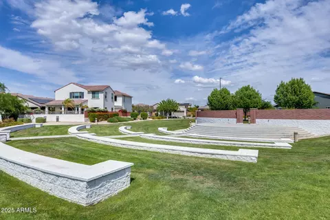 987 E Knightsbridge Way, Gilbert, AZ 85297 photo 30