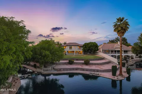 175 N Brookside St, Chandler, AZ 85225