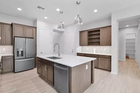 3504 E Pinto Dr, Gilbert, AZ 85296 photo 9