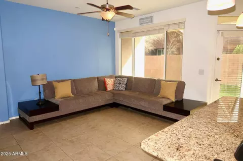 3435 E Amber Ln, Gilbert, AZ 85296 photo 3