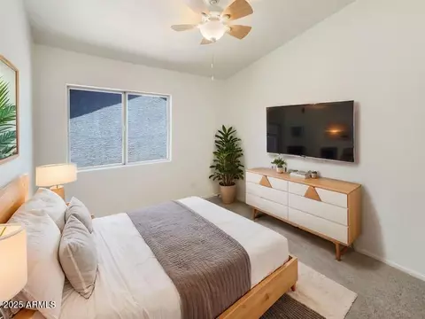 1360 E Washington Ave, Gilbert, AZ 85234 photo 4