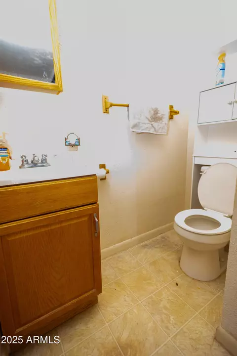 Bath - 2363 E 13th St, Douglas, AZ 85607 photo 2 of 3