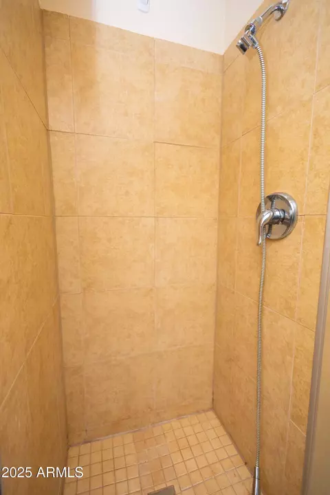 Bath - 2363 E 13th St, Douglas, AZ 85607 photo 1 of 3