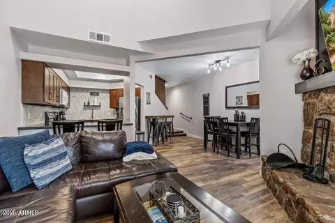 4027 N Goodwin Cir, Flagstaff, AZ 86004