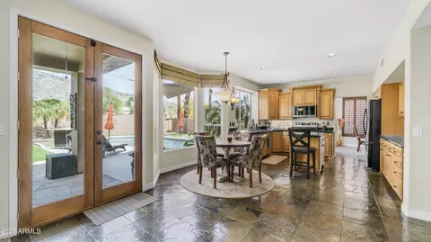 932 E Mountain Sage Dr, Phoenix, AZ 85048 photo 12