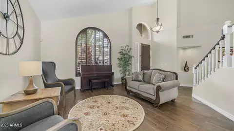 932 E Mountain Sage Dr, Phoenix, AZ 85048 photo 8