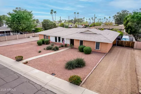 View/Area - 2148 E Cairo Dr, Tempe, AZ 85282 photo 1 of 9