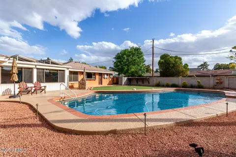 Exterior - 2148 E Cairo Dr, Tempe, AZ 85282 photo 8 of 9