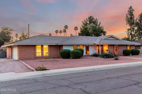 Exterior - 2148 E Cairo Dr, Tempe, AZ 85282 photo 2 of 9
