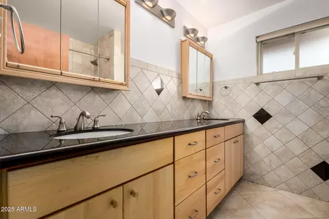 Bath - 2148 E Cairo Dr, Tempe, AZ 85282 photo 4 of 4