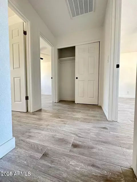 Entry Way - 6131 N 36th Dr, Phoenix, AZ 85019 photo 3 of 3