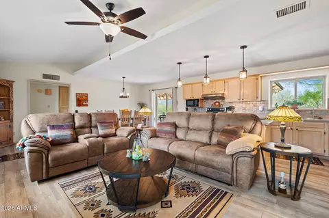 39606 N 3rd Ave, Phoenix, AZ 85086 photo 3