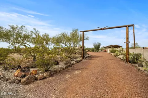 39606 N 3rd Ave, Phoenix, AZ 85086