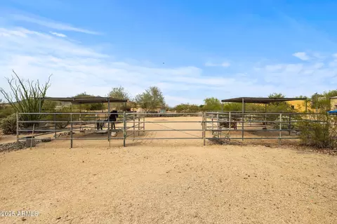 39606 N 3rd Ave, Phoenix, AZ 85086 photo 2