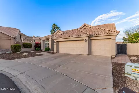 2040 E Indigo Brush Rd, Phoenix, AZ 85048 photo 13