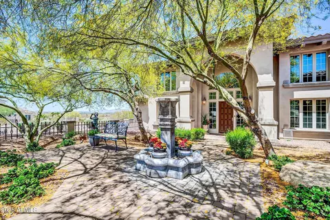 17636 W Paseo Way, Goodyear, AZ 85338