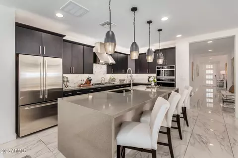 6908 W Jasmine Trl, Peoria, AZ 85383