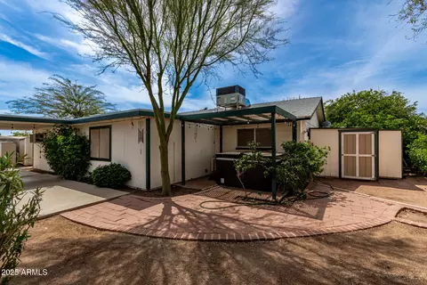 Exterior - 1910 W 9th Ave, Apache Junction, AZ 85120 photo 6 of 7