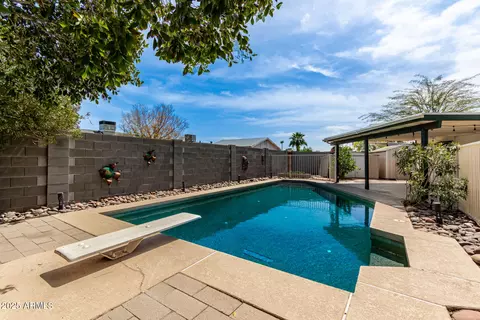 Exterior - 1910 W 9th Ave, Apache Junction, AZ 85120 photo 4 of 7
