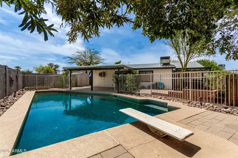 Exterior - 1910 W 9th Ave, Apache Junction, AZ 85120 photo 5 of 7