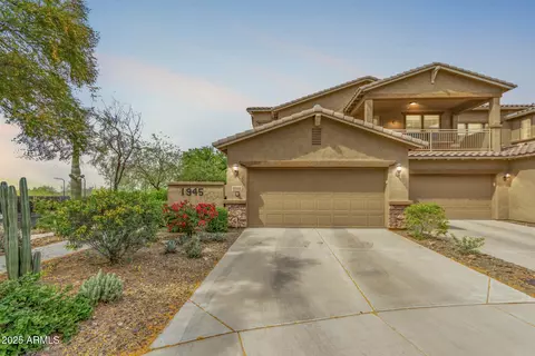 1945 W Desert Vista Trl #81, Phoenix, AZ 85085