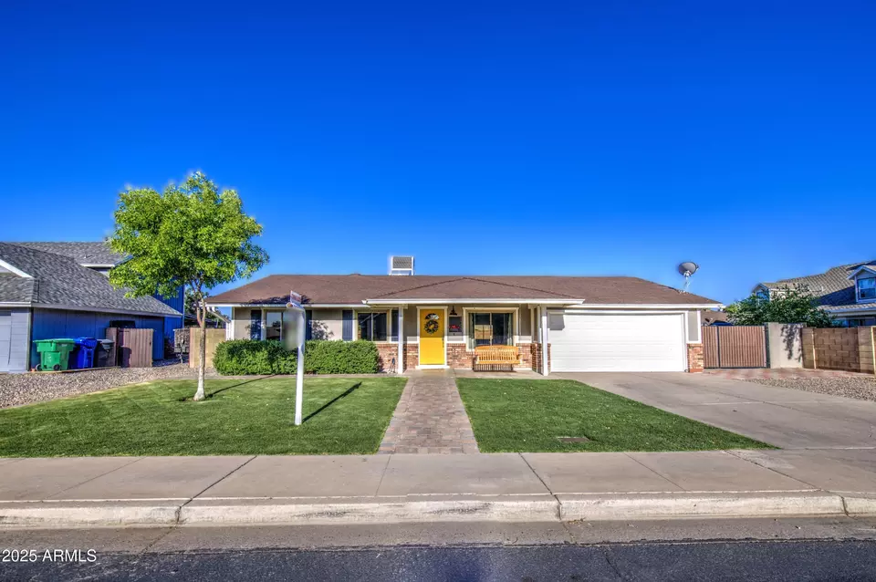 Exterior - 1357 S Loma Vista Cir, Mesa, AZ 85204 photo 1 of 5