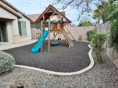 Exterior - 2487 E Aris Dr, Gilbert, AZ 85298 photo 2 of 9