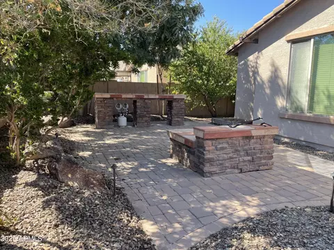 Exterior - 2487 E Aris Dr, Gilbert, AZ 85298 photo 4 of 9