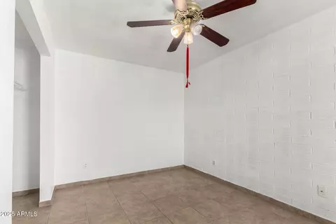 3149 N 40th Ln, Phoenix, AZ 85019 photo 18