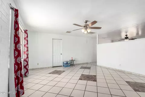 3149 N 40th Ln, Phoenix, AZ 85019 photo 6