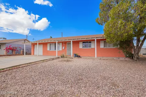 3149 N 40th Ln, Phoenix, AZ 85019 photo 3