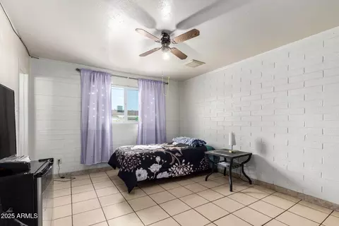 3149 N 40th Ln, Phoenix, AZ 85019 photo 14