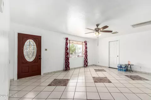 3149 N 40th Ln, Phoenix, AZ 85019 photo 4