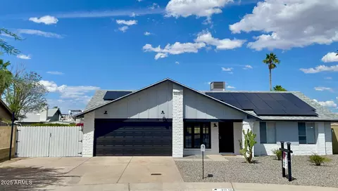 4038 W Windrose Dr, Phoenix, AZ 85029