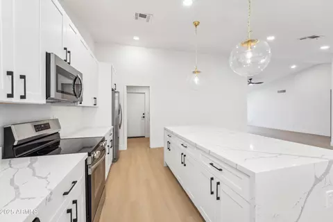 Kitchen - 3026 E Bremen St, Phoenix, AZ 85032 photo 4 of 4