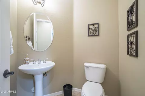 Bath - 4497 E Ficus Way, Gilbert, AZ 85298 photo 3 of 8