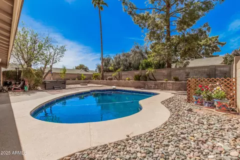 Exterior - 4445 E Coconino St, Phoenix, AZ 85044 photo 6 of 8