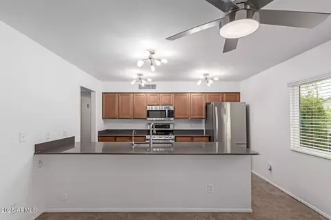 Kitchen - 4445 E Coconino St, Phoenix, AZ 85044 photo 2 of 3