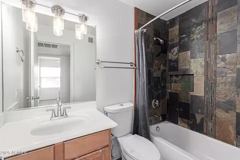 Bath - 4445 E Coconino St, Phoenix, AZ 85044 photo 3 of 3