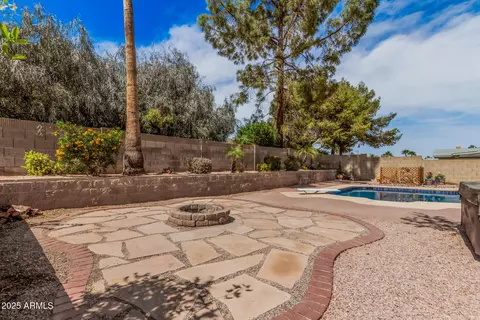 Exterior - 4445 E Coconino St, Phoenix, AZ 85044 photo 5 of 8