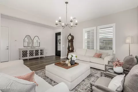 Living - 3749 E Sagebrush St, Gilbert, AZ 85296 photo 1 of 2